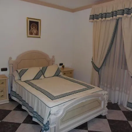 Casa Jose Romero *